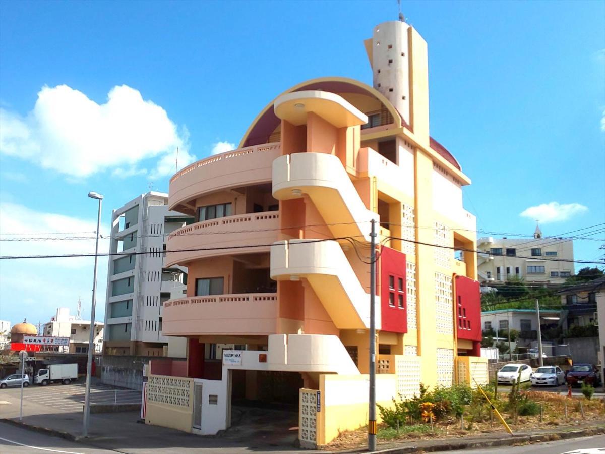 Kariyushi Condominium Resort Mezon Max Okinawa Exterior photo